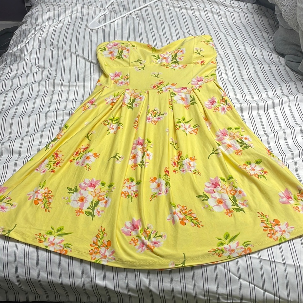 Sweetheart Yellow Floral Strapless Dress